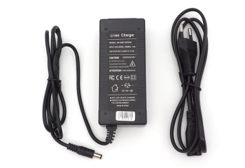 Chargeur pour HU-P1316, 12 V / 4 Ah, TecMaschin