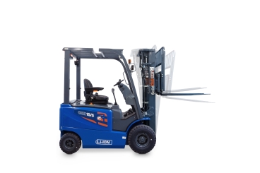 LI-ION Elektro-Gabelstapler GSE15/5 mit integriertem Ladegerät, Tragkraft 1.500 kg, SolidHub 