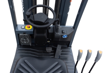 LI-ION Elektro-Gabelstapler GSE12/4 inkl. Ladegerät, Tragkraft 1.200 kg, SolidHub 